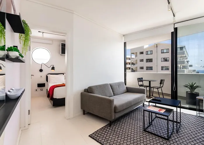 Flamingo 501 - One Bedroom Sea Point Apartment