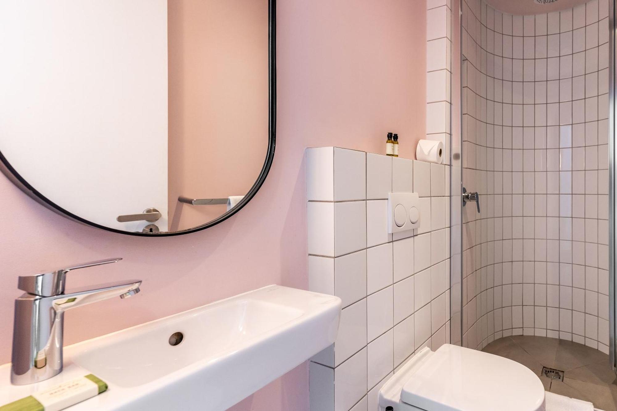 Apartment Flamingo 501 - One Bedroom Sea Point Cape Town